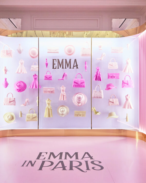 Emily in Paris — Immersive Photo Experience